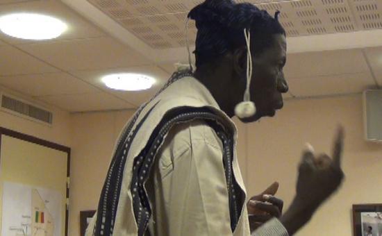 10-10-12 Atiguem évoque la situation au Mali à la médiathèque
