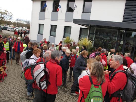 9 mars 2013, l'arrivée de Marche en Corps à la Mairie (5)