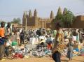 près de la mosquée, le marché